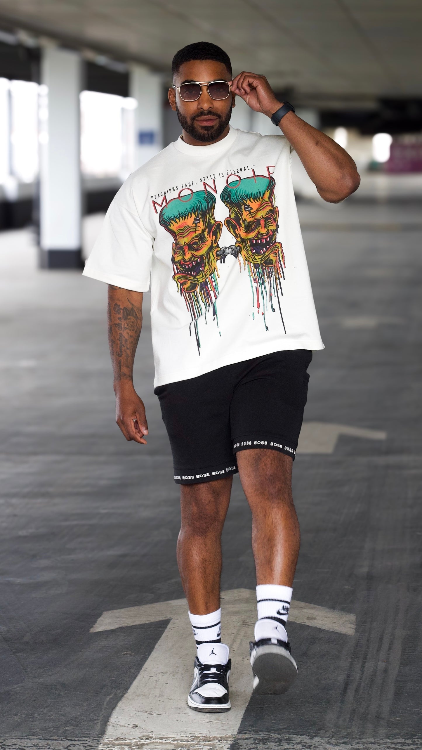 MONOIR TEE
